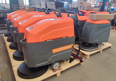 榮事達(dá)手推式洗地機(jī) 榮事達(dá)手推式洗地機(jī).jpg